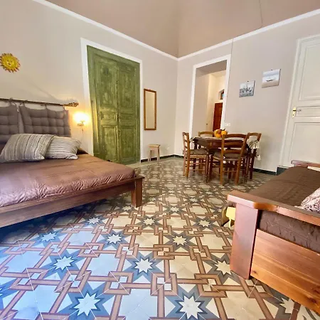 Maison Bordonaro Apartment Cefalu
